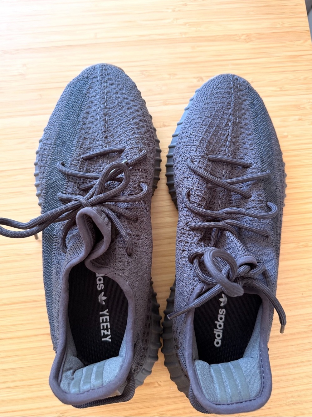 Yeezy Boost 350 V2 Cinder